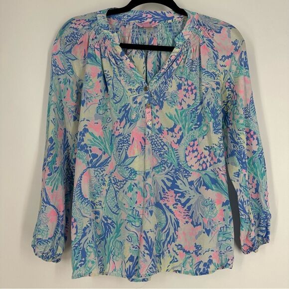 LILLY PULITZER 100% Silk Elsa Mermaids Cove Print Blouse stop Sz XXS Style 41773 - Picture 1 of 8